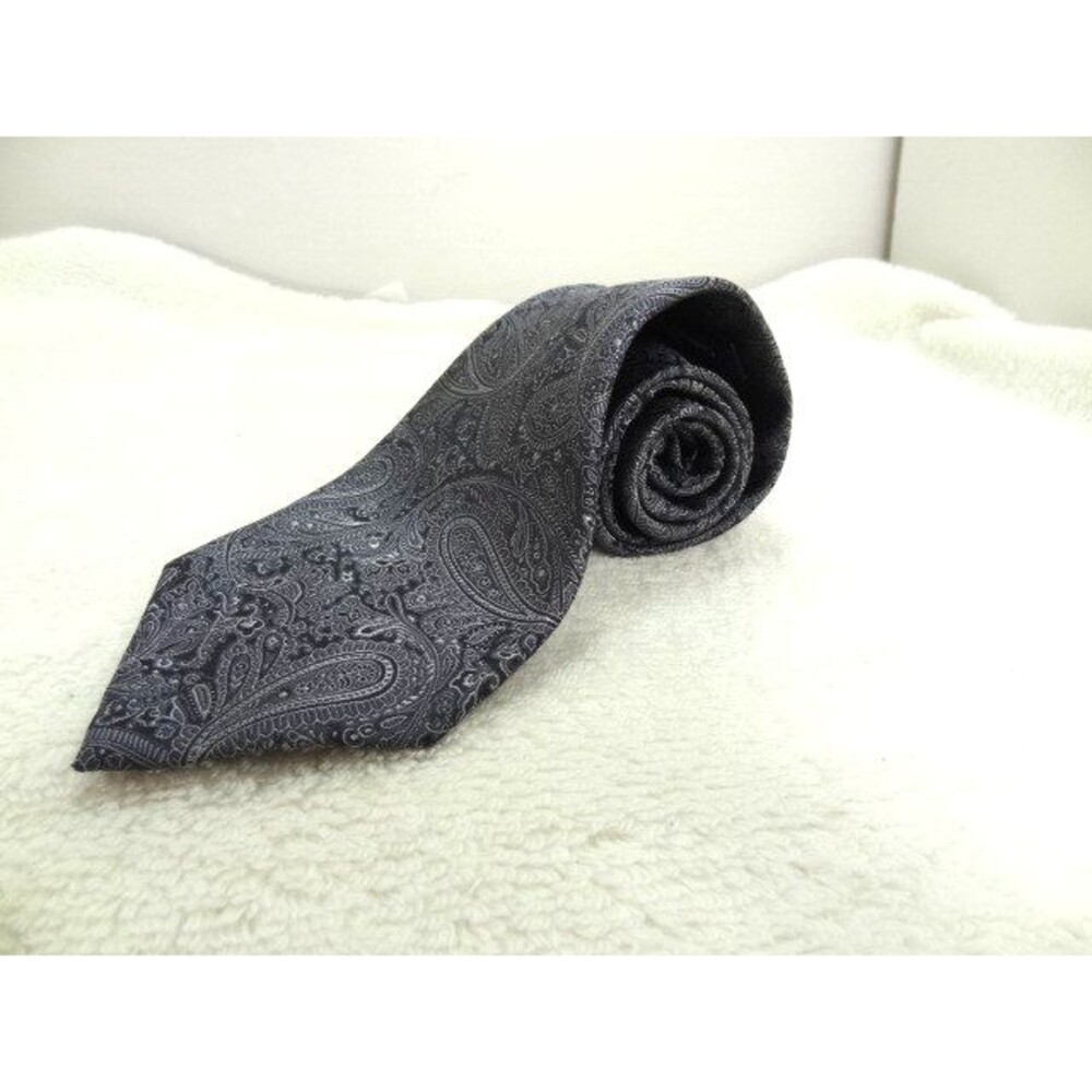 Classic Paisley Gray Black White croft and borrow Men's Tie Necktie